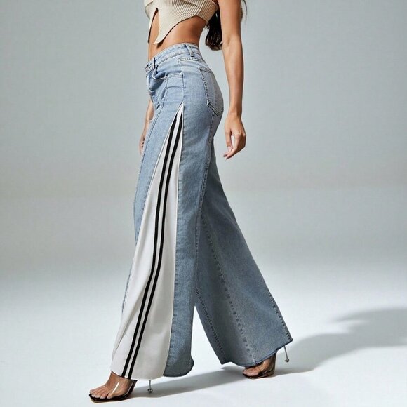 Light Wash Casual Women's Jeans - Picture 3 of 7